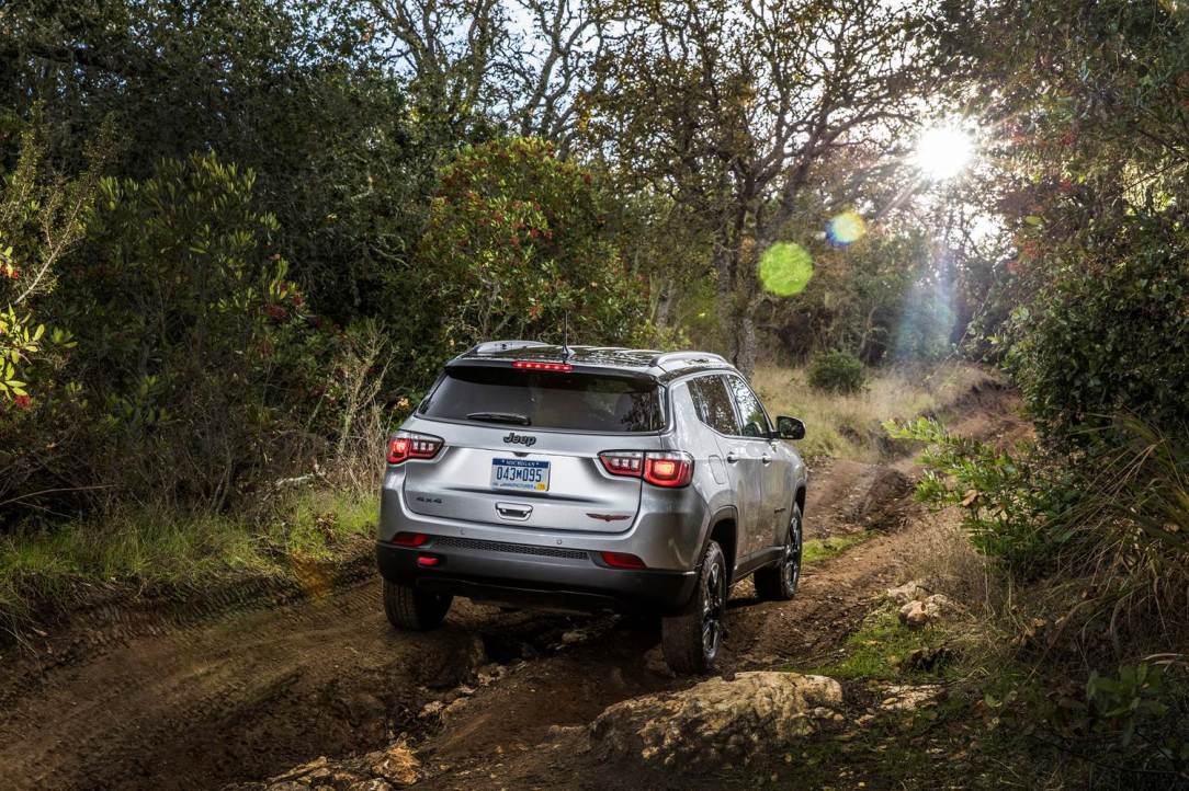 Jeep_Compass_4
