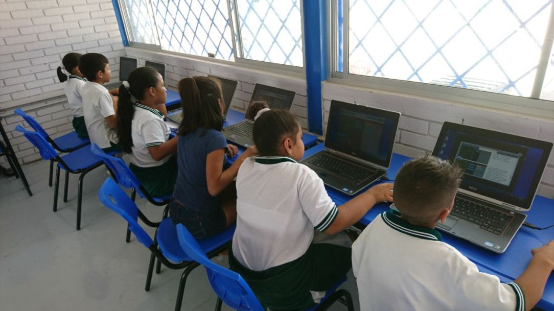 NIÑOS%2c ESCUELA FORD 59.jpg