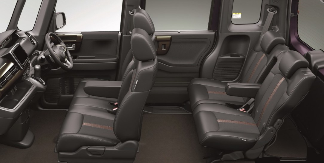 thumbnail_N-BOX int 2