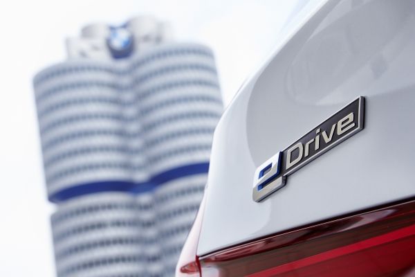 thumbnail_P90188039_lowRes_the-new-bmw-x5-with-