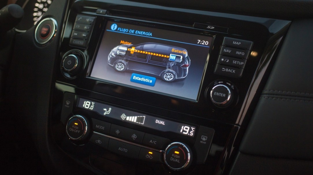 Nissan presenta en México X-Trail Híbrido, una apuesta hacia l