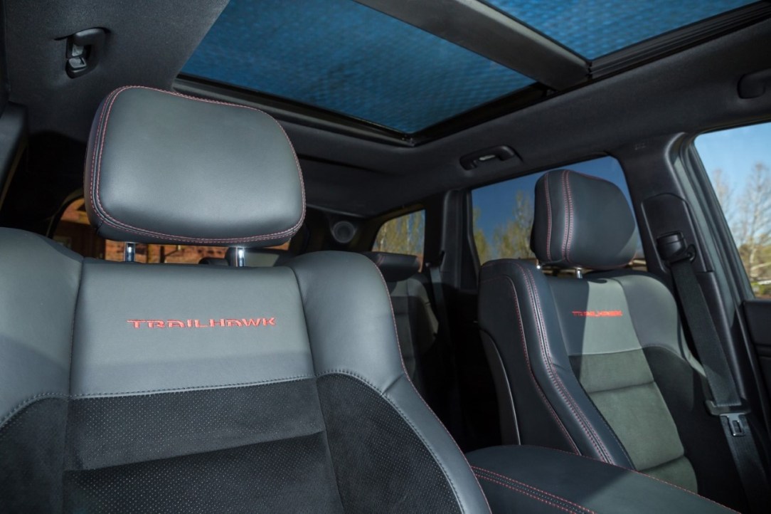 thumbnail_Jeep® Grand Cherokee Trailhawk 2018_7