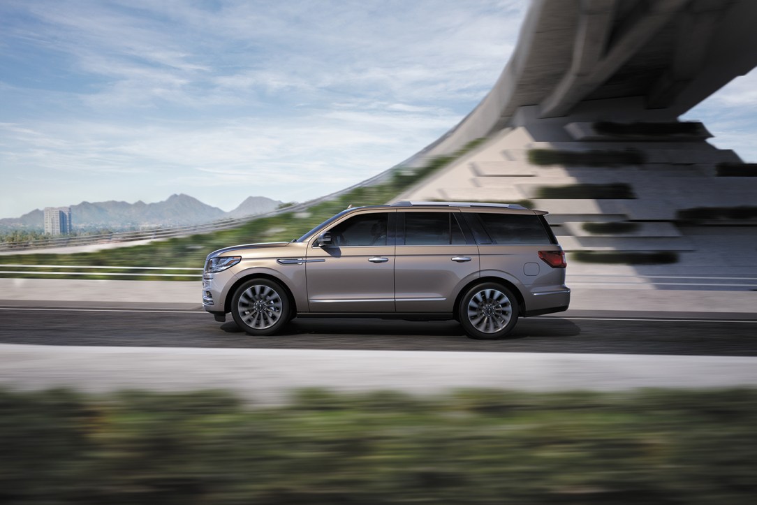 1474770_18_LNC_NAV_30055_Hires_CMYK_170306