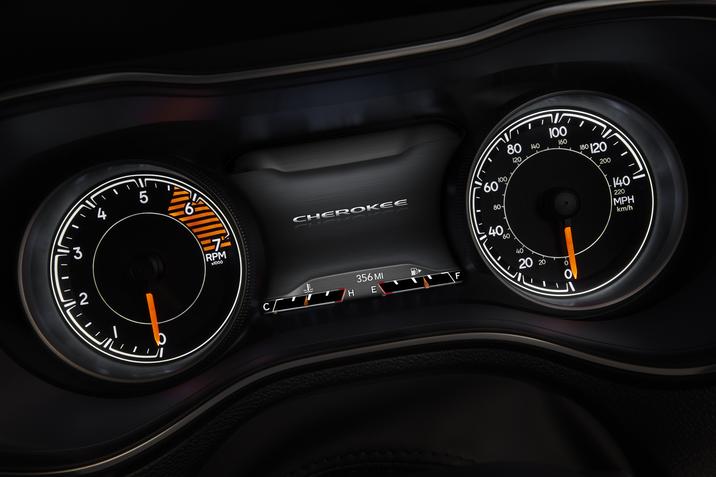 Jeep Cherokee 2019_12