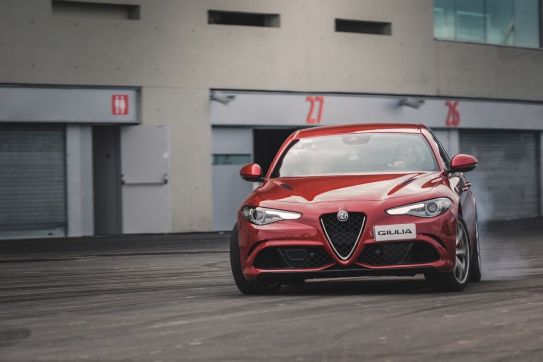 Alfa Romeo_Atletico de Madrid Oficial Pruebas