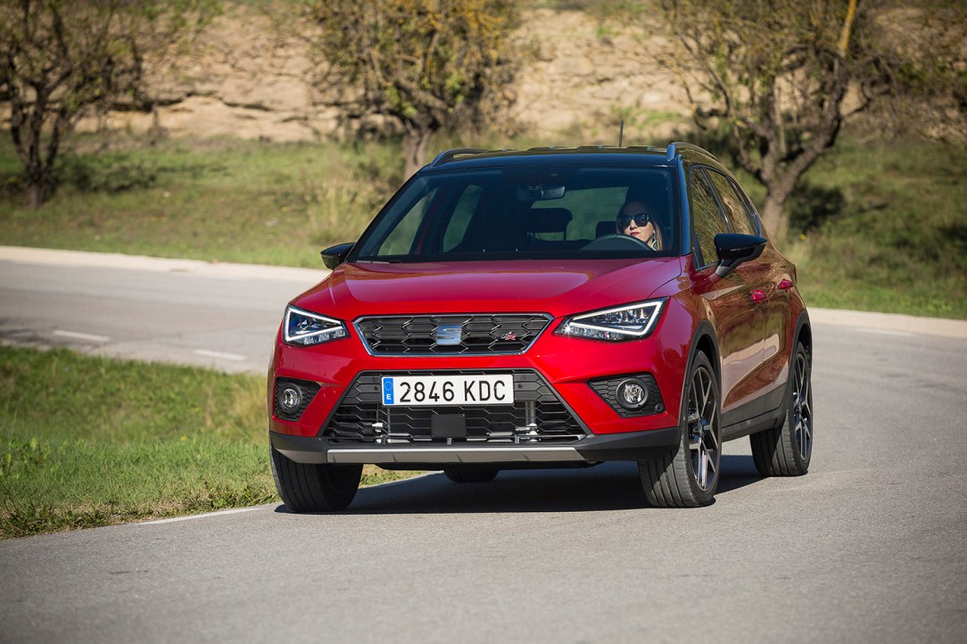 SEAT_Arona_1_HQ