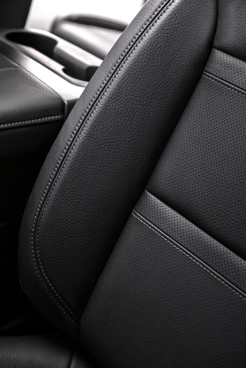 2019 GMC Sierra Denali-exclusive premium leather