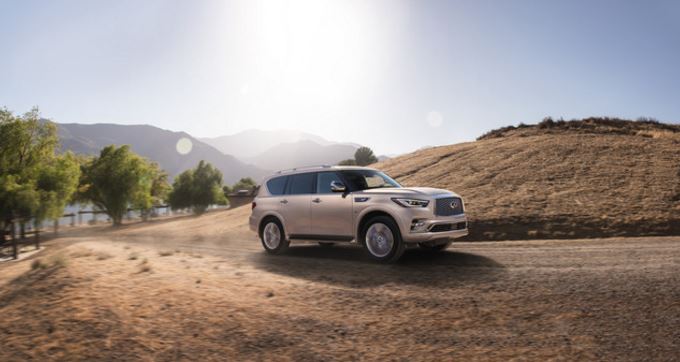 INFINTI QX80 fue nombrado el mejor SUV premium en 2018 por la re