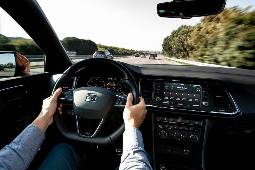 The-seven-assistants-we-can-no-longer-live-without_005_HQ