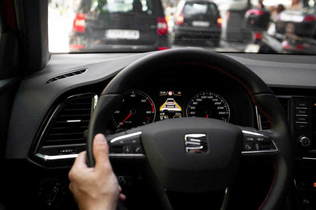 The-seven-assistants-we-can-no-longer-live-without_007_HQ