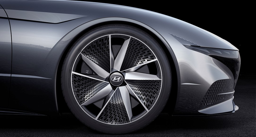 2018-concept-car-vr-wheel