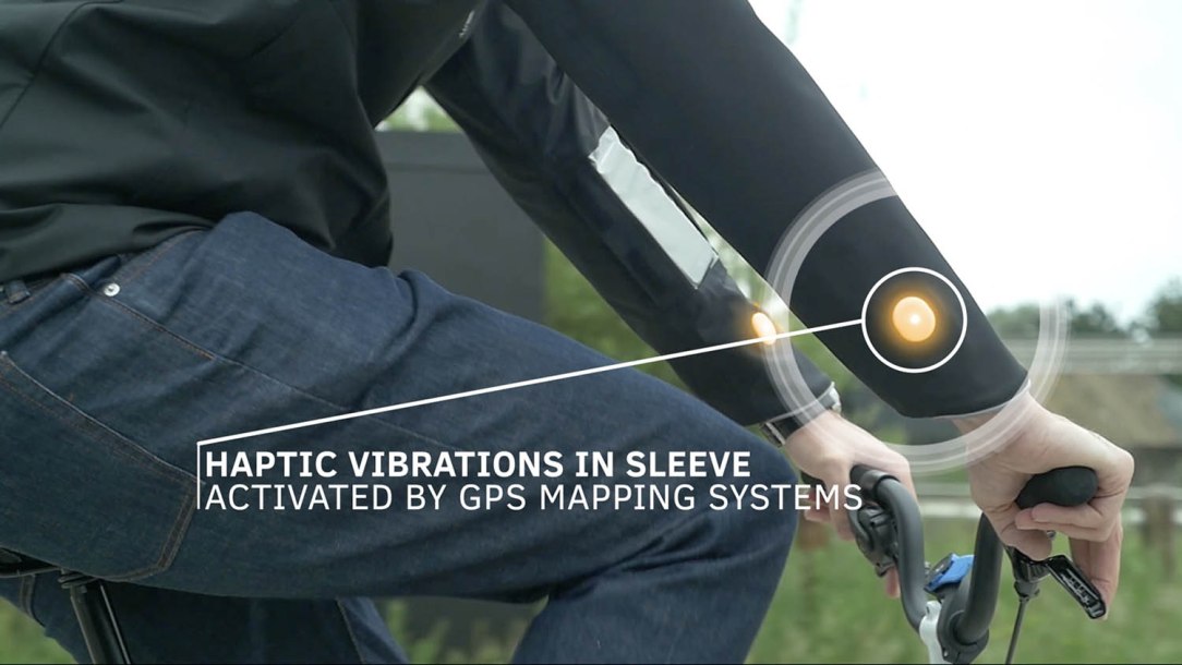 Now That’s a Bright Idea! Cycling Jacket Prompts Riders to Tur