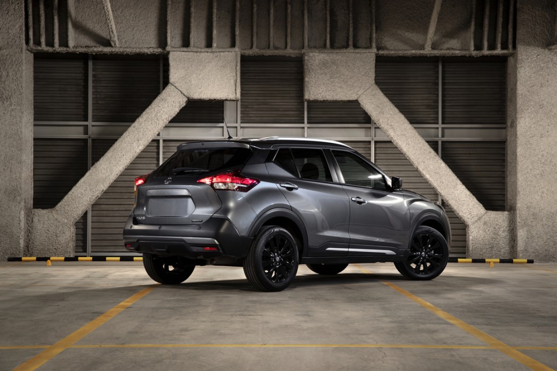 Nissan presenta en México la gama ‘Midnight Edition’ confor