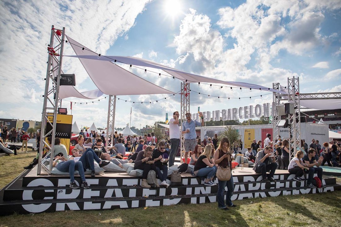 SEAT-commits-to-music-with-Lollapalooza-Paris-and-Berlin_003_HQ