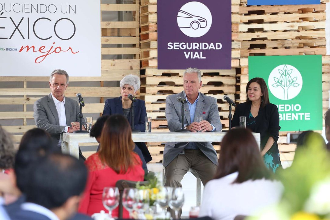 Toyota Conduciendo43