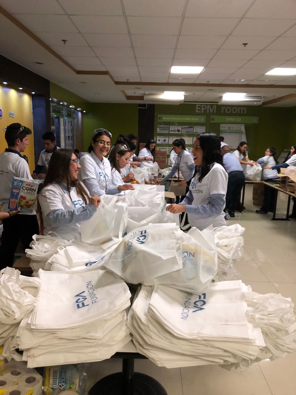 Voluntarios de Fundación FCA en Coahuila