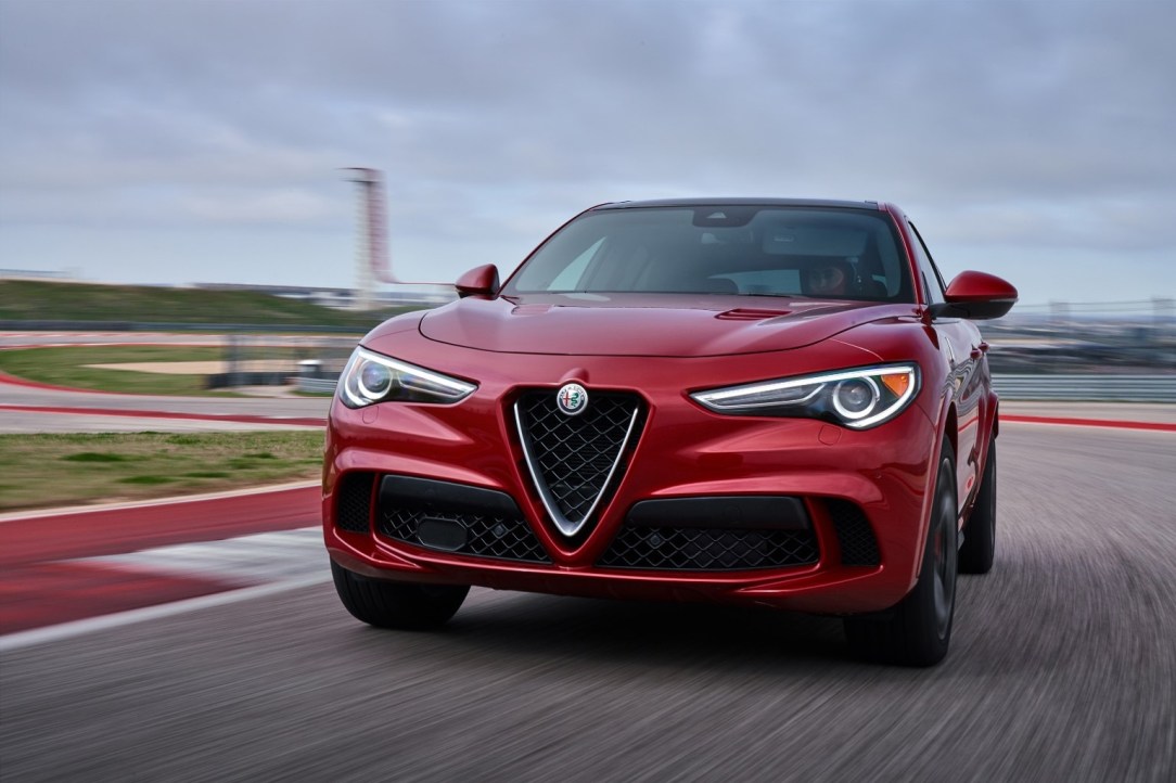Alfa Romeo Stelvio Quadrifoglio a