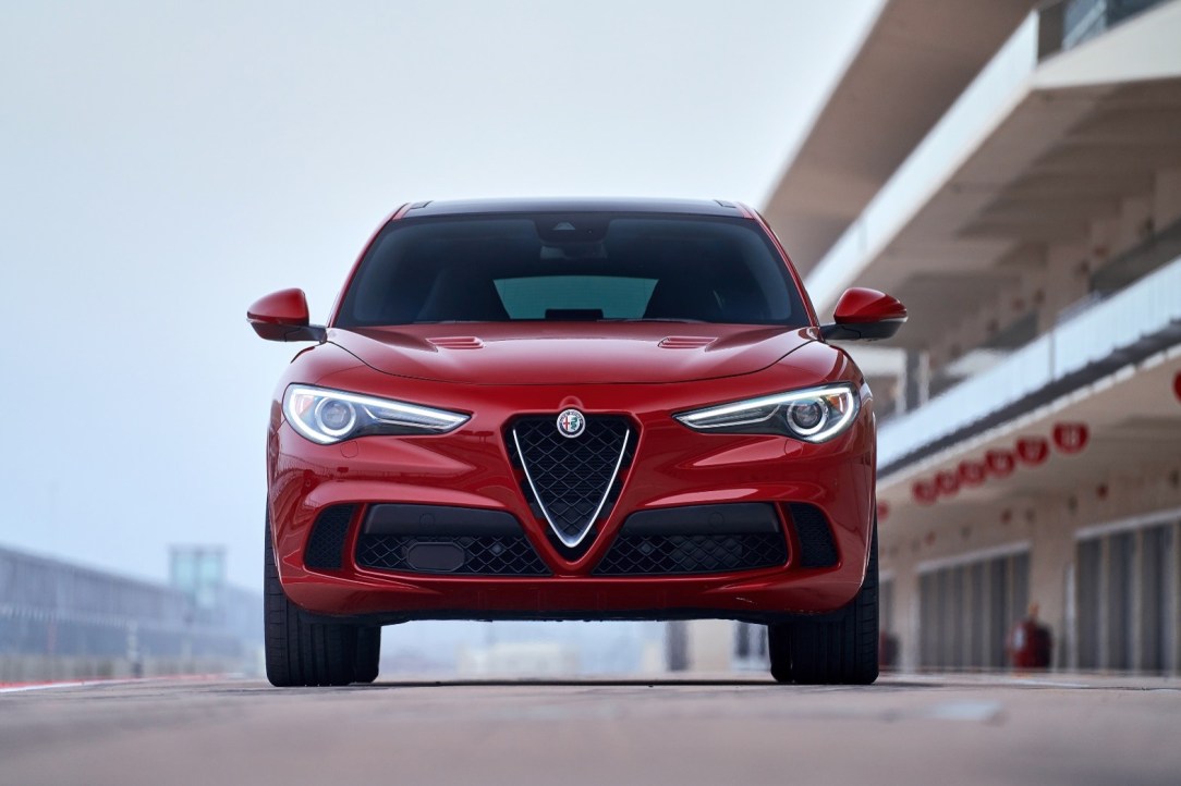 Alfa Romeo Stelvio Quadrifoglio f