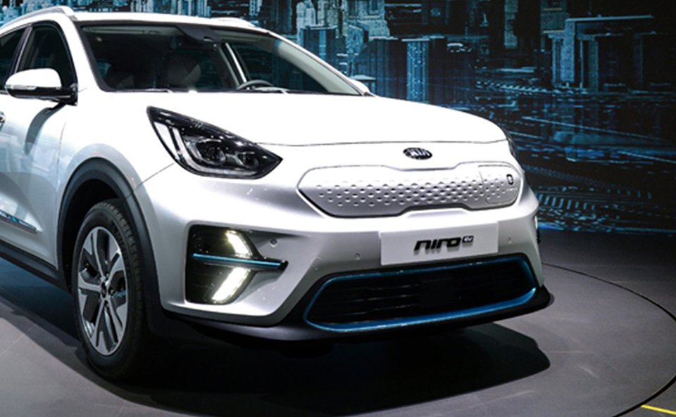 gallery_niro-ev_2019_exterior_front--kia-960x-jpg