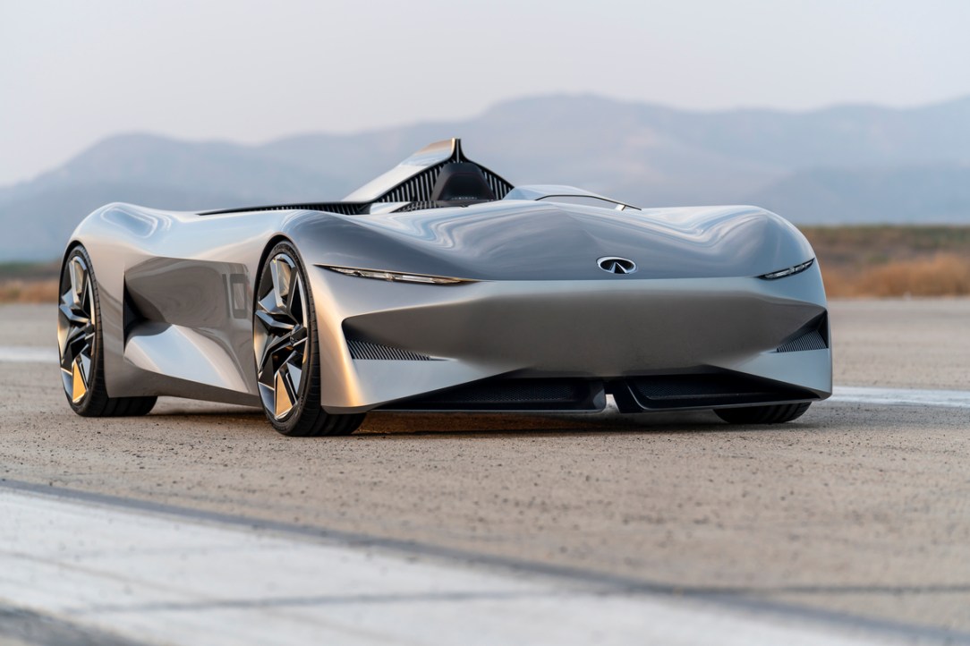 INFINITI Prototype 10