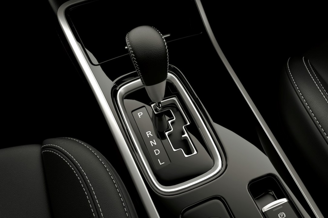 Mitsubishi Outlander 2019-14