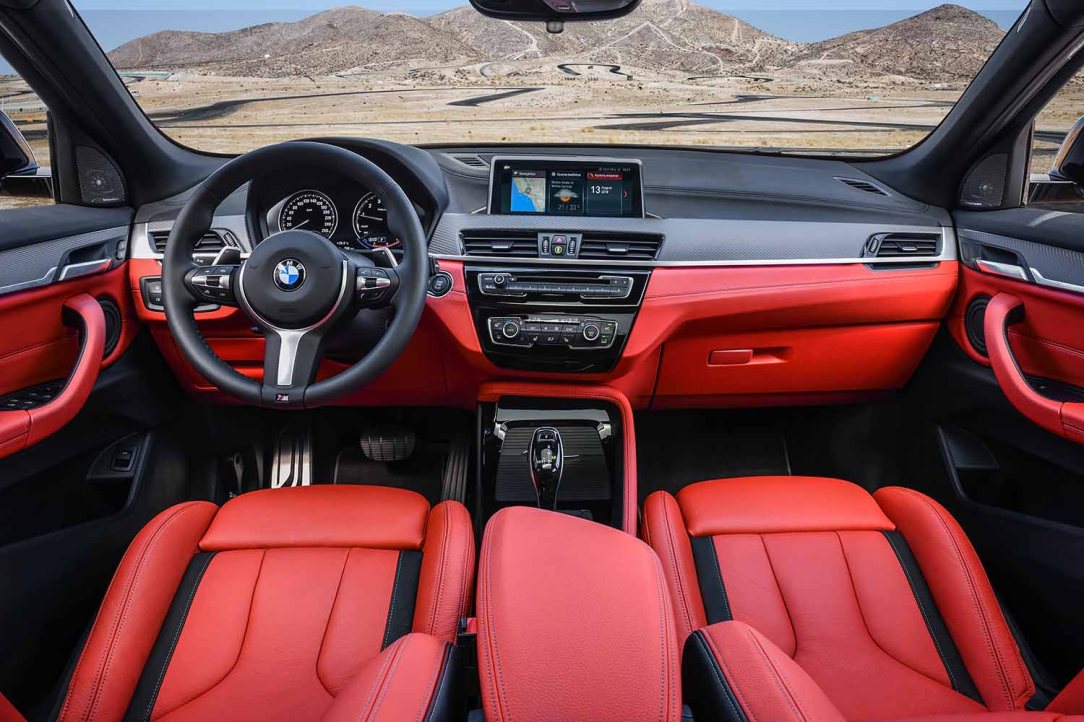 P90320386_highRes_the-new-bmw-x2-m35i-