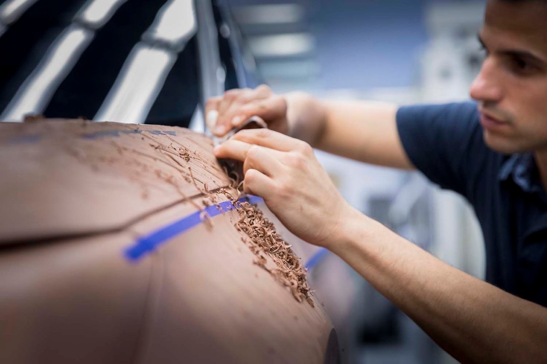 This-is-how-you-design-an-SUV_014_HQ