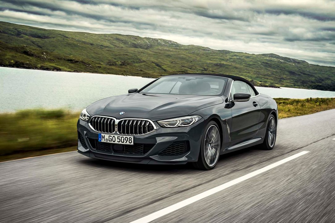 P90327625_highRes_the-new-bmw-8-series