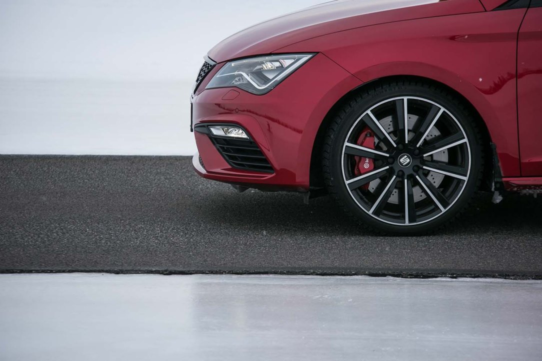 Engineers-in-the-Arctic-Circle_006_HQ