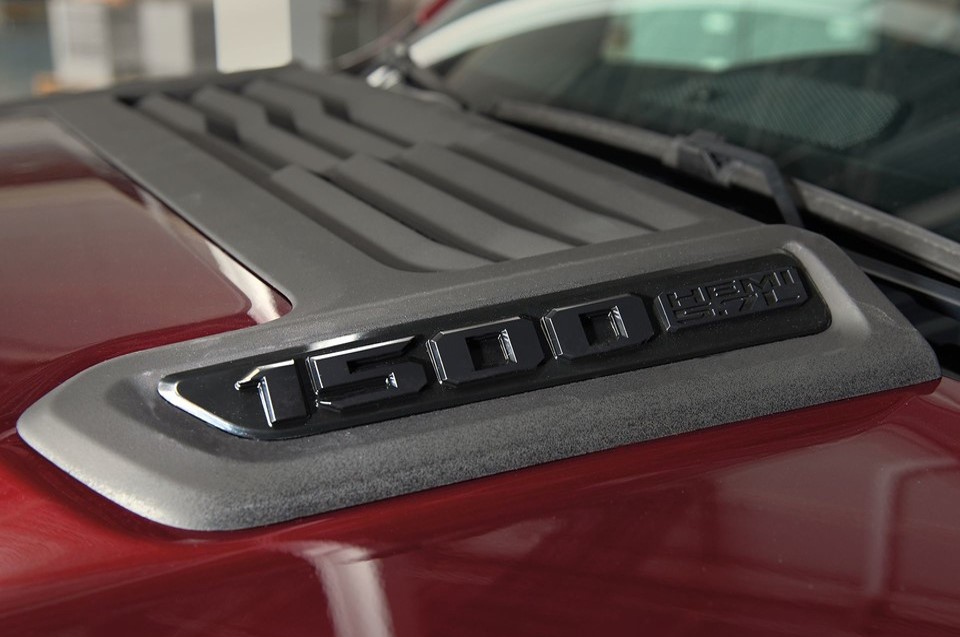 Ram 1500 Laramie Sport 2019_10