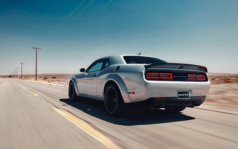 Dodge Challenger SRT Hellcat 2019 bk