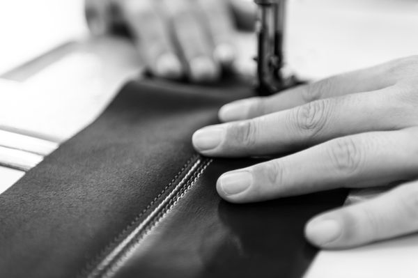 INFINITI elabora de manera artesanal la cabina de QX50 (Parte 2