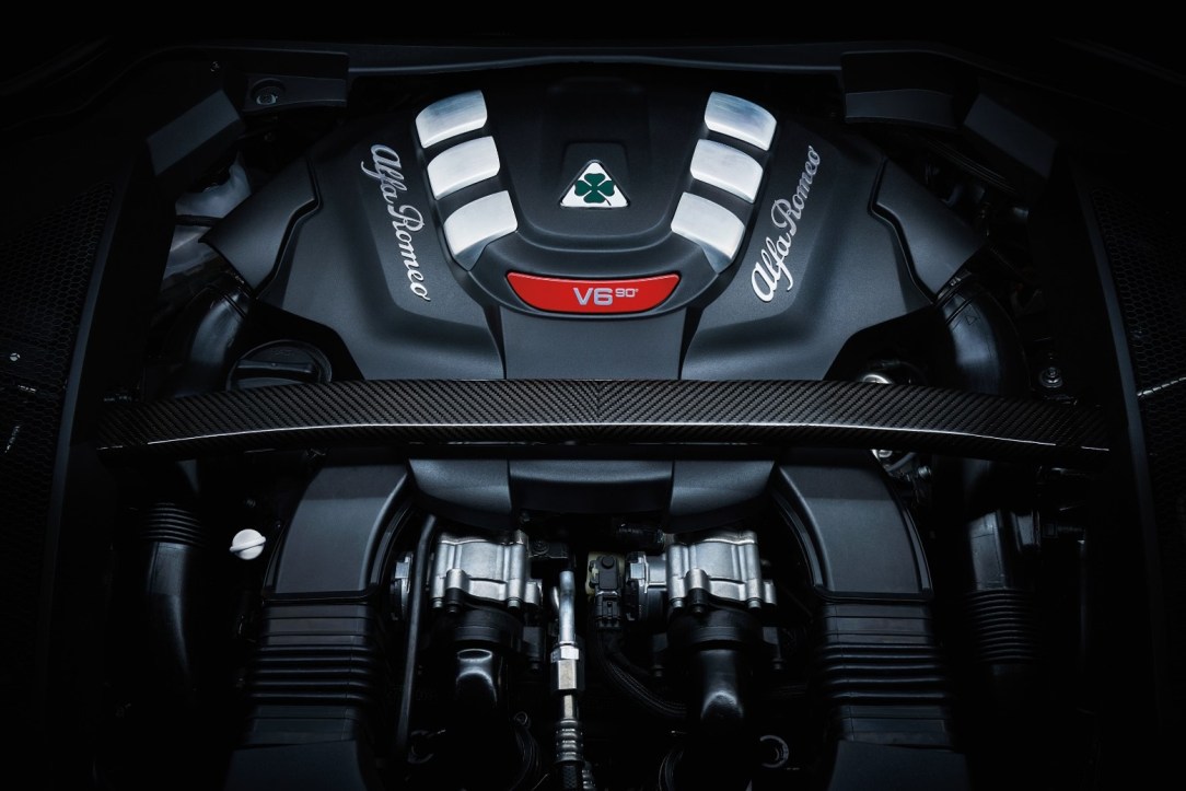 Alfa Romeo Stelvio Quadrifoglio Verde_ENG