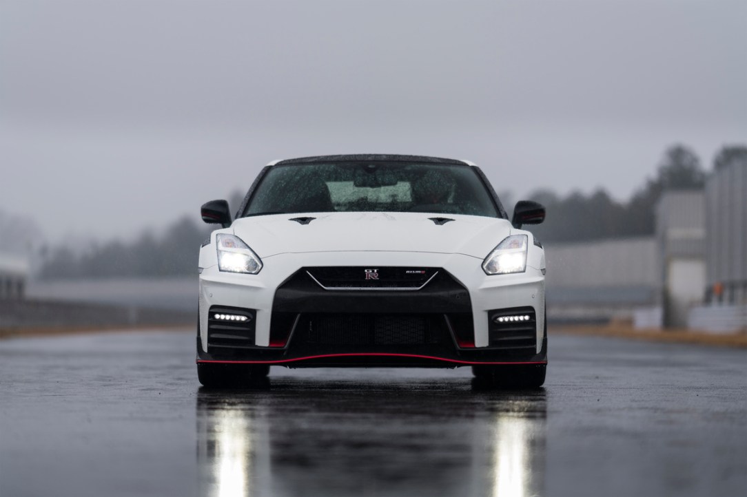 Nissan GT-R NISMO 2020 fortalece su dominio sobre la velocidad