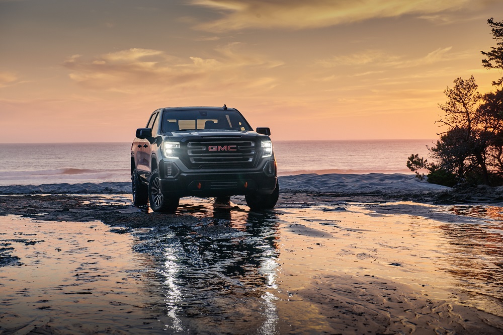 GMC-Sierra-AT4-2019