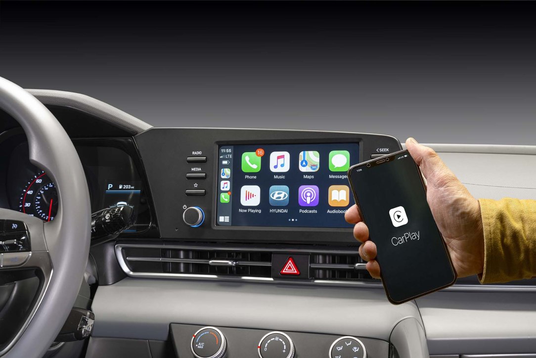 Large-40477-WirelessAppleCarPlay-2021Elantraand2021ElantraHybrid