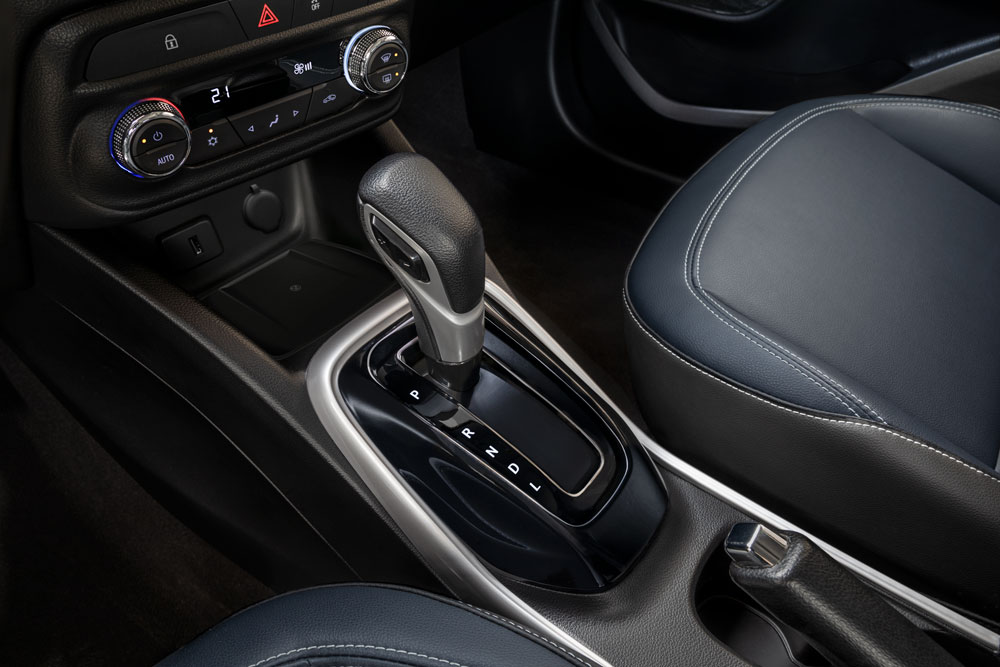 Chevrolet-Tracker-2021-1