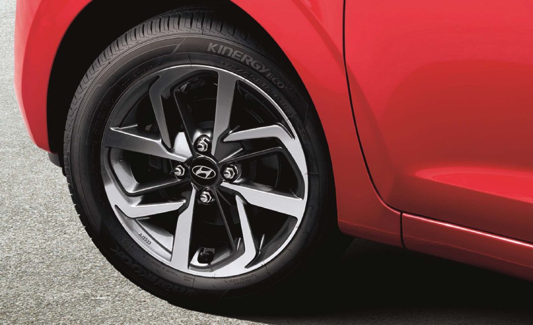 AI3_2020_GEN_LHD_EXTERIOR_15_DIAMOND_CUT_ALLOY_WHEELS_CMYK