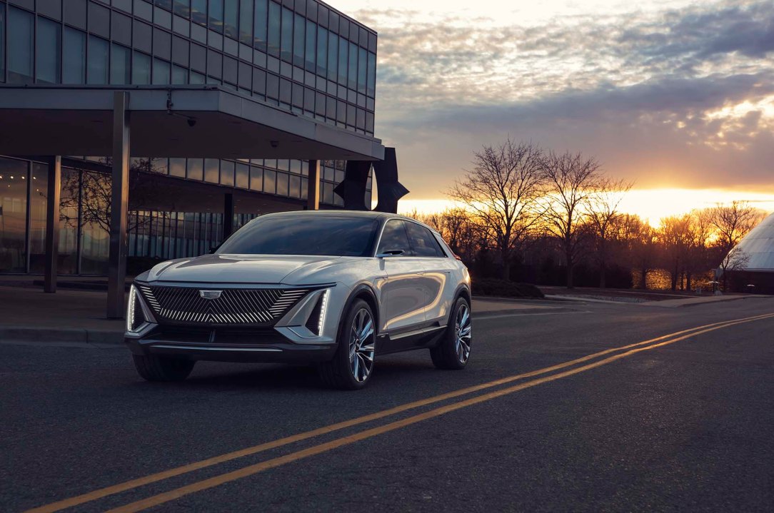 Cadillac LYRIQ pairs next-generation battery technology with a b